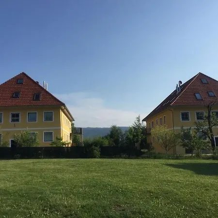 Karawanken Glueck 아파트 Feistritz im Rosental