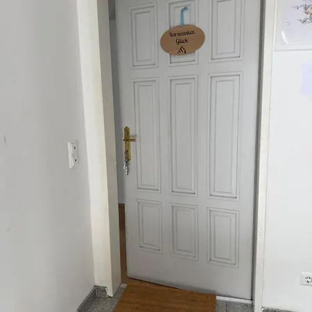 아파트 Karawanken Glueck *